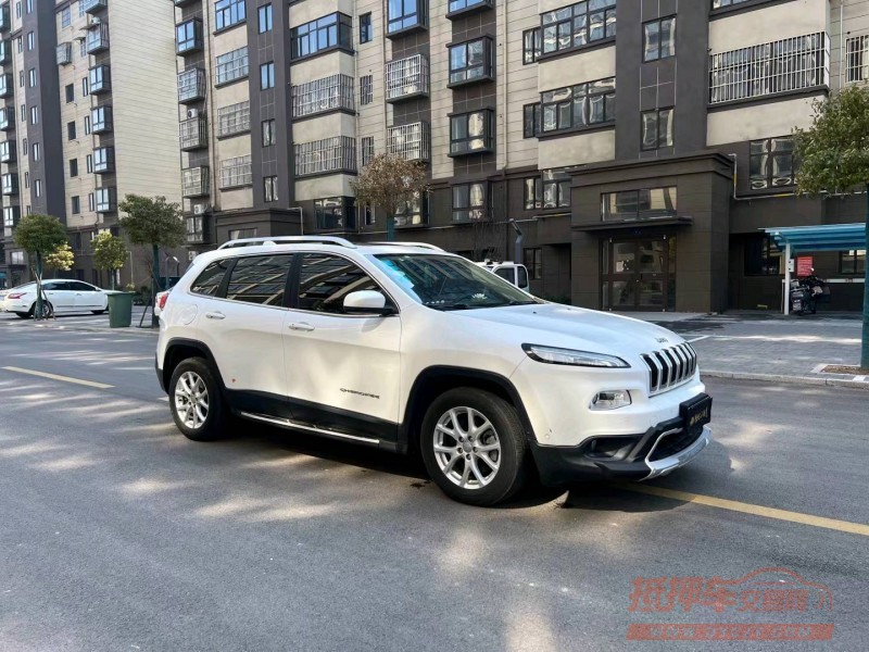 徐州17年Jeep自由光7