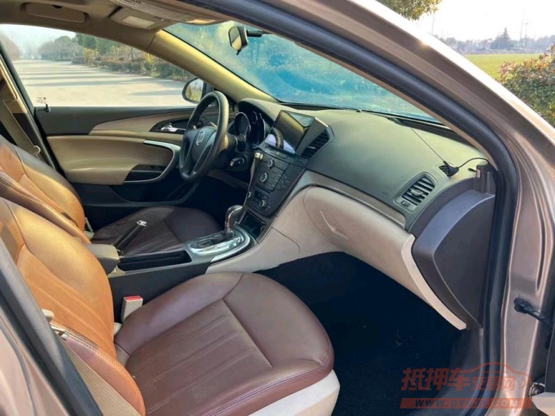 盐城12年别克君威7