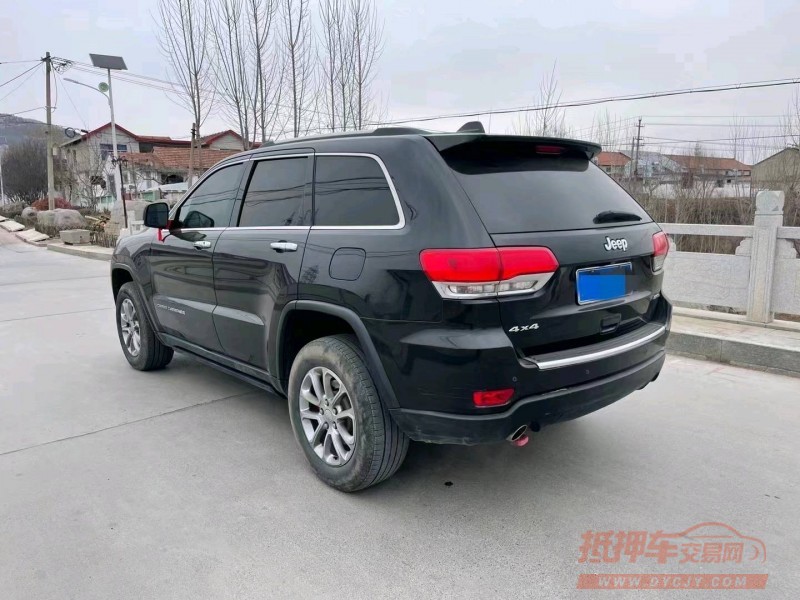 枣庄13年Jeep大切诺基7