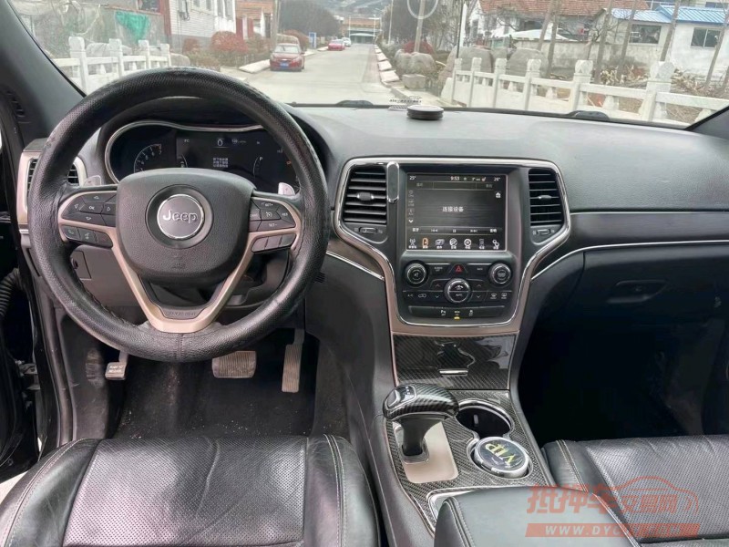 枣庄13年Jeep大切诺基5