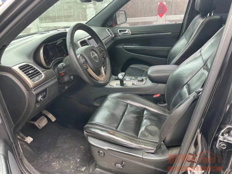 枣庄13年Jeep大切诺基2