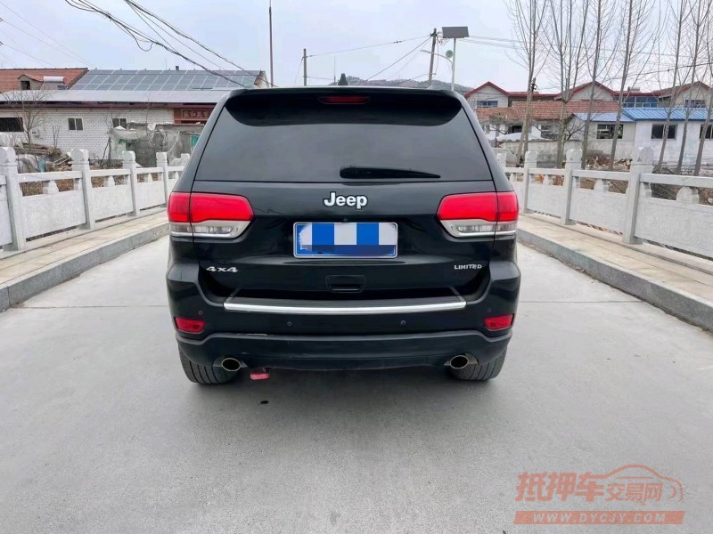 枣庄13年Jeep大切诺基1
