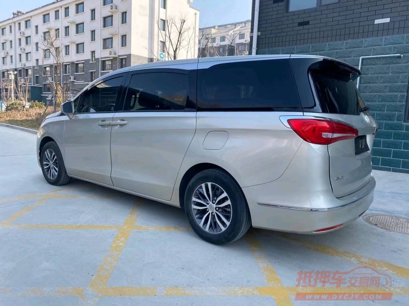 枣庄17年别克GL81