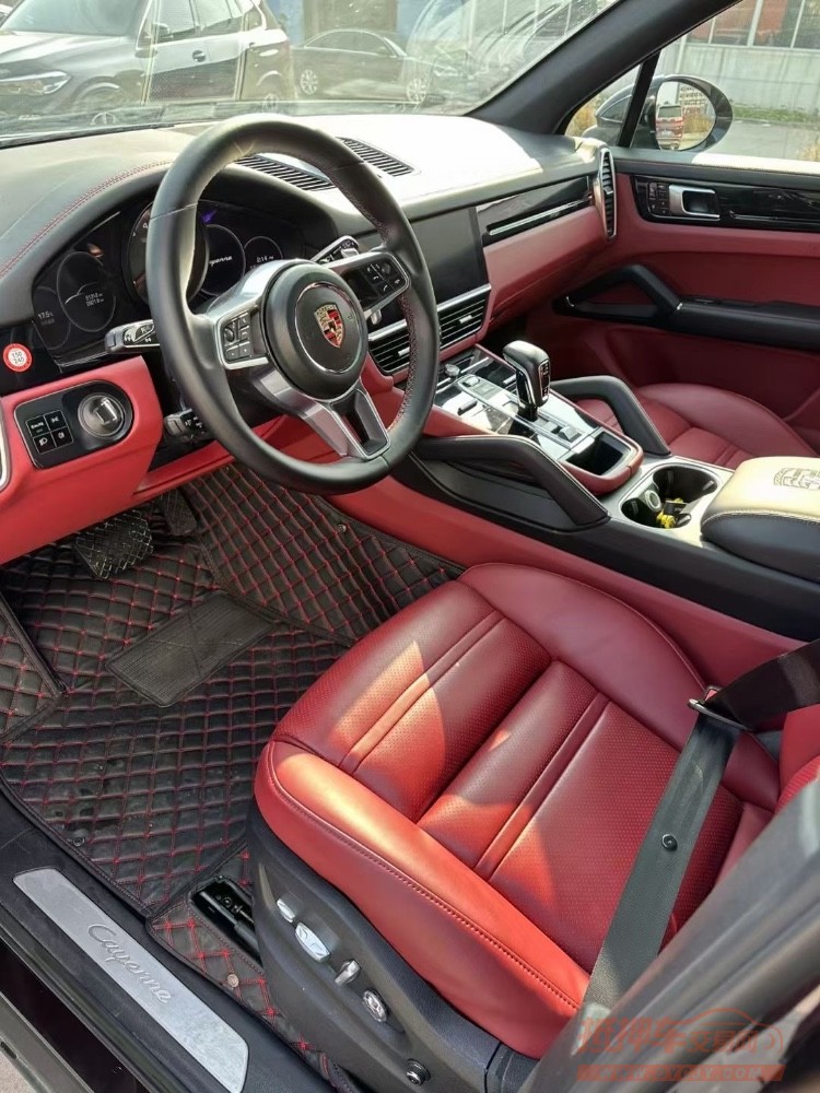 北京18年保时捷卡宴4