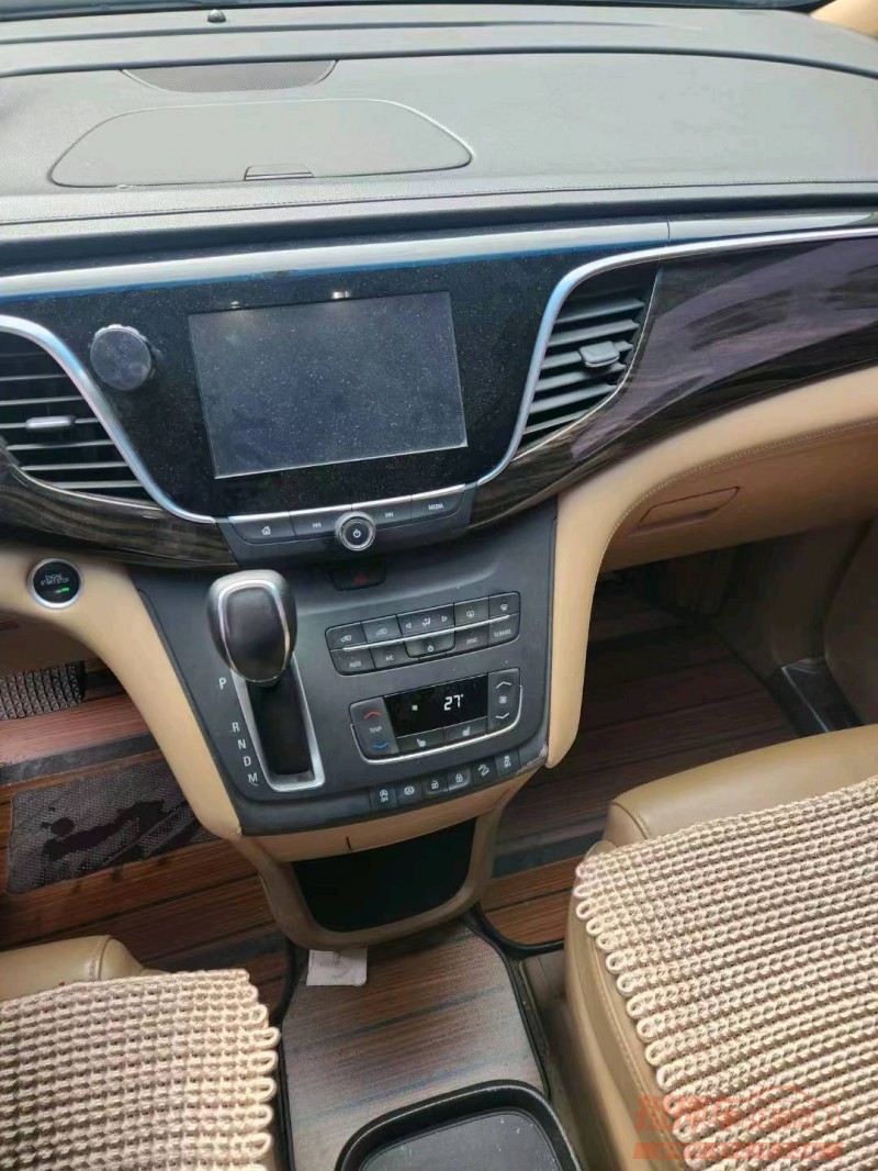 宜昌17年别克GL87