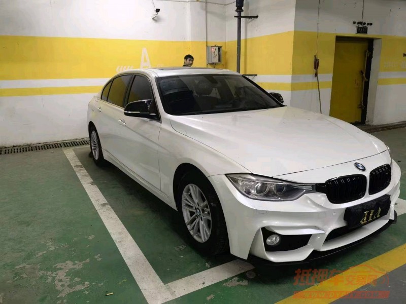 北京14年宝马3系8