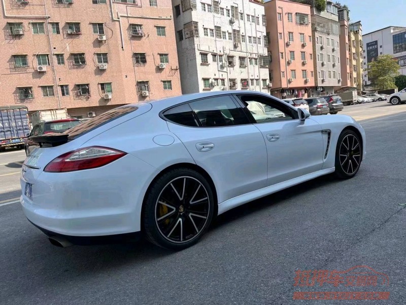 广州12年保时捷帕拉梅拉3