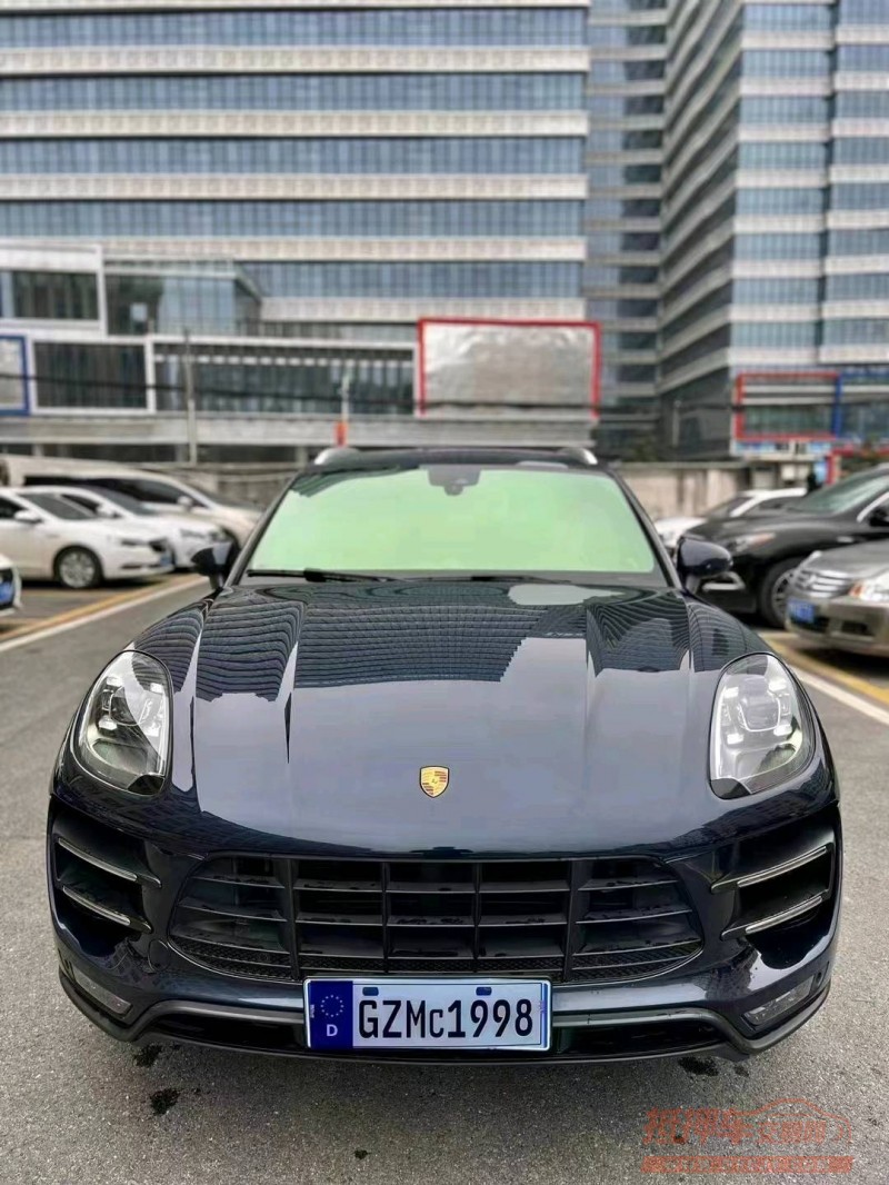 广州17年保时捷Macan1