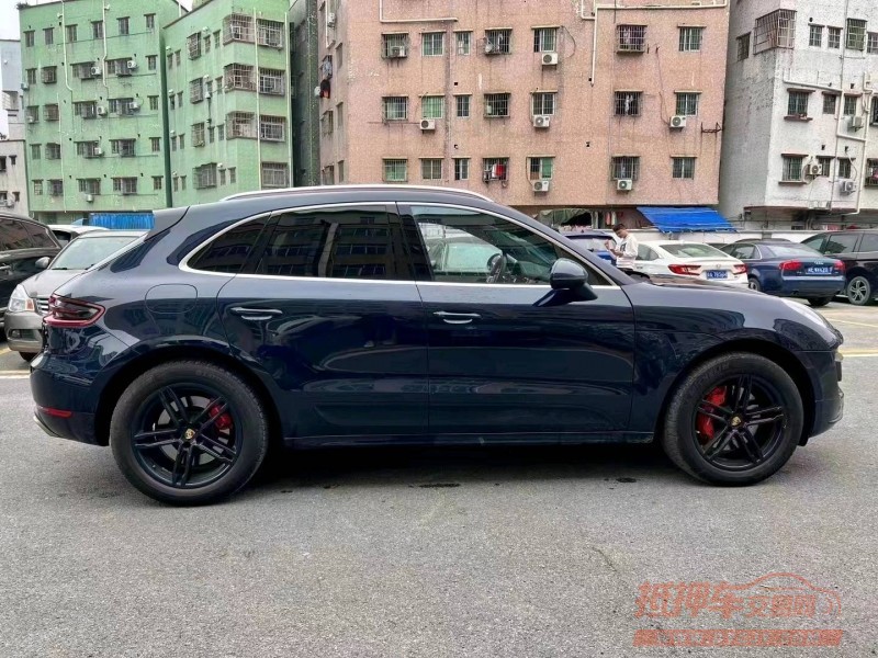 广州17年保时捷Macan5