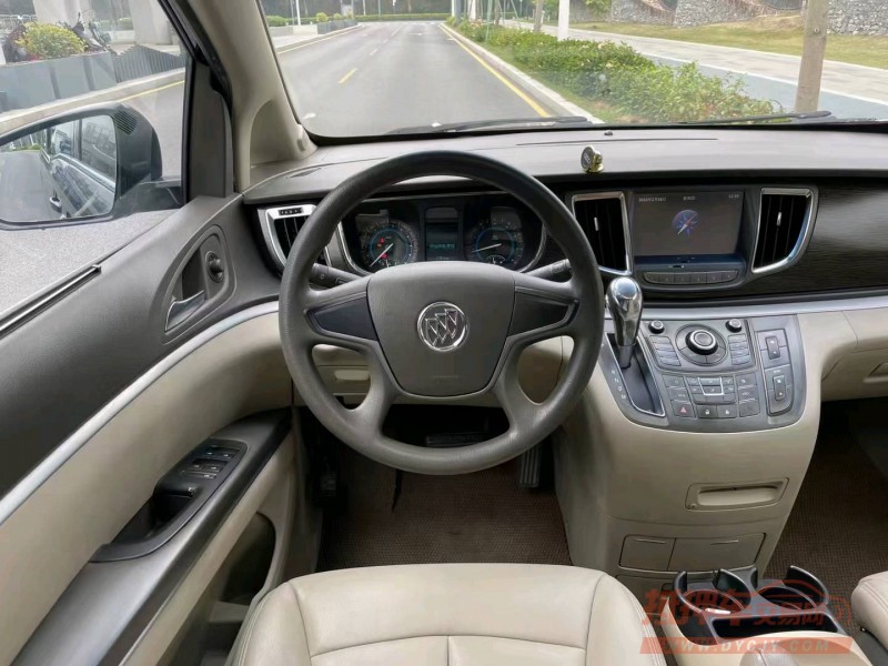 广州12年别克GL82