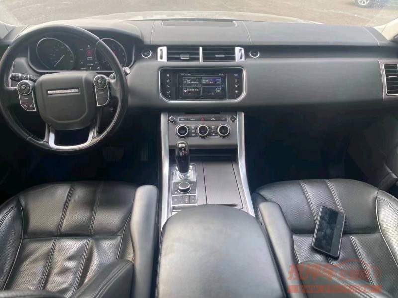 东营16年路虎揽胜运动6