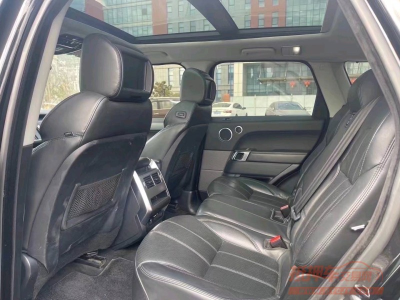 东营16年路虎揽胜运动8