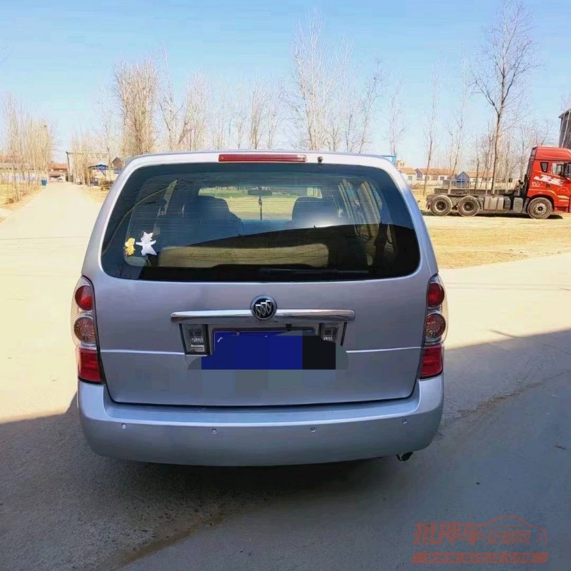 北京12年别克GL84