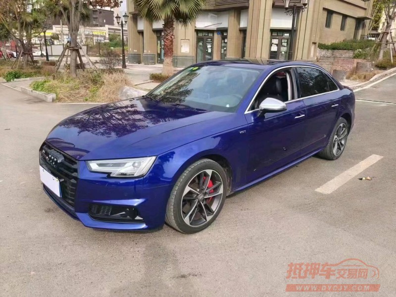 重庆18年奥迪A4L4