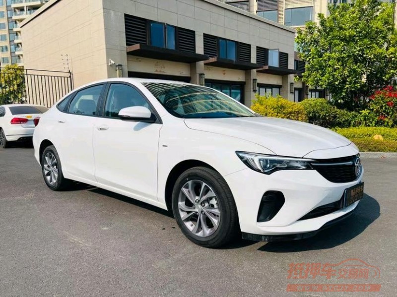 东莞21年别克威朗6