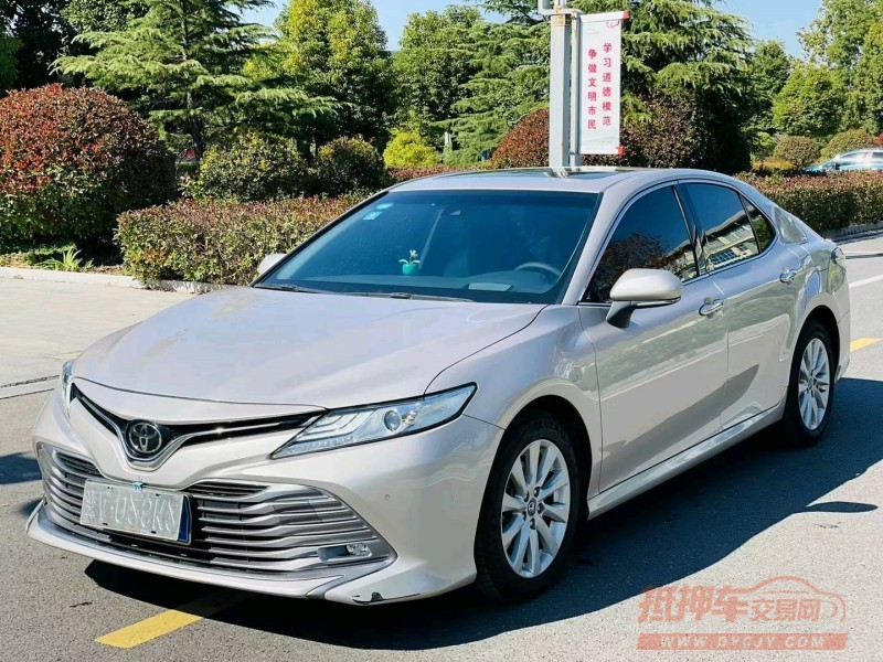 徐州18年丰田凯美瑞8