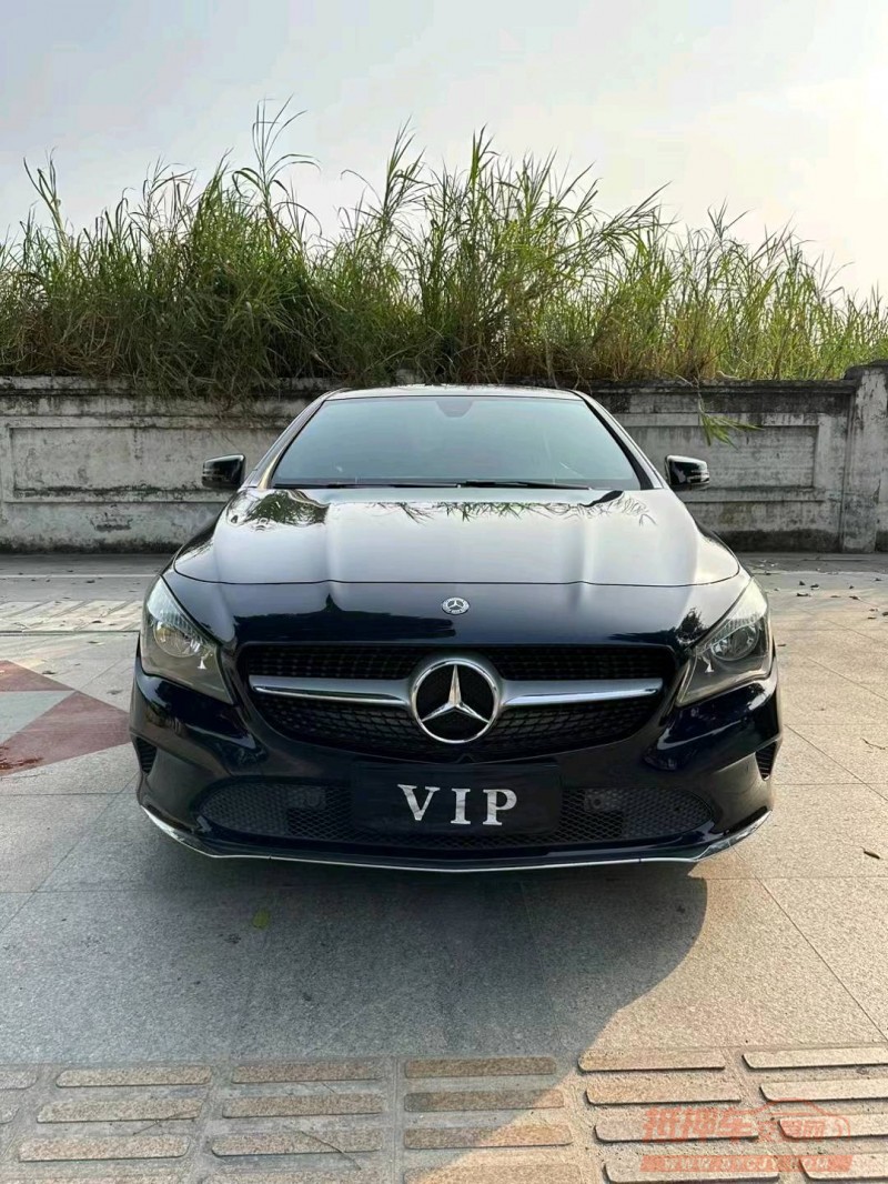 珠海17年奔驰CLA1