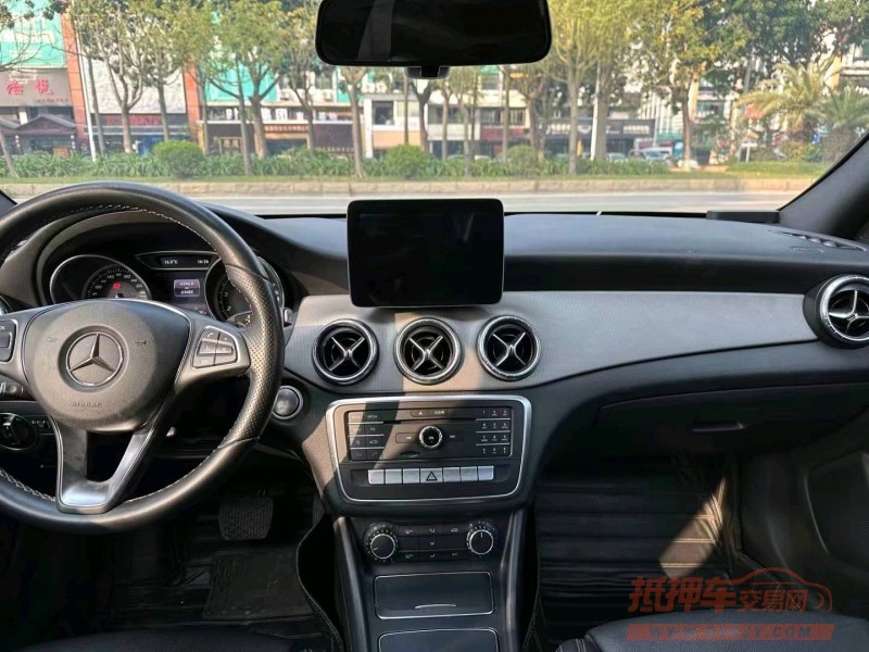 珠海17年奔驰CLA8