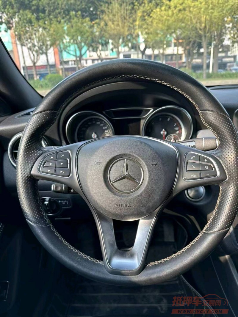 珠海17年奔驰CLA9