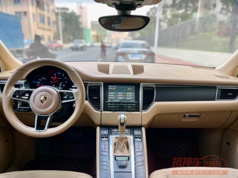 东莞16年保时捷Macan6
