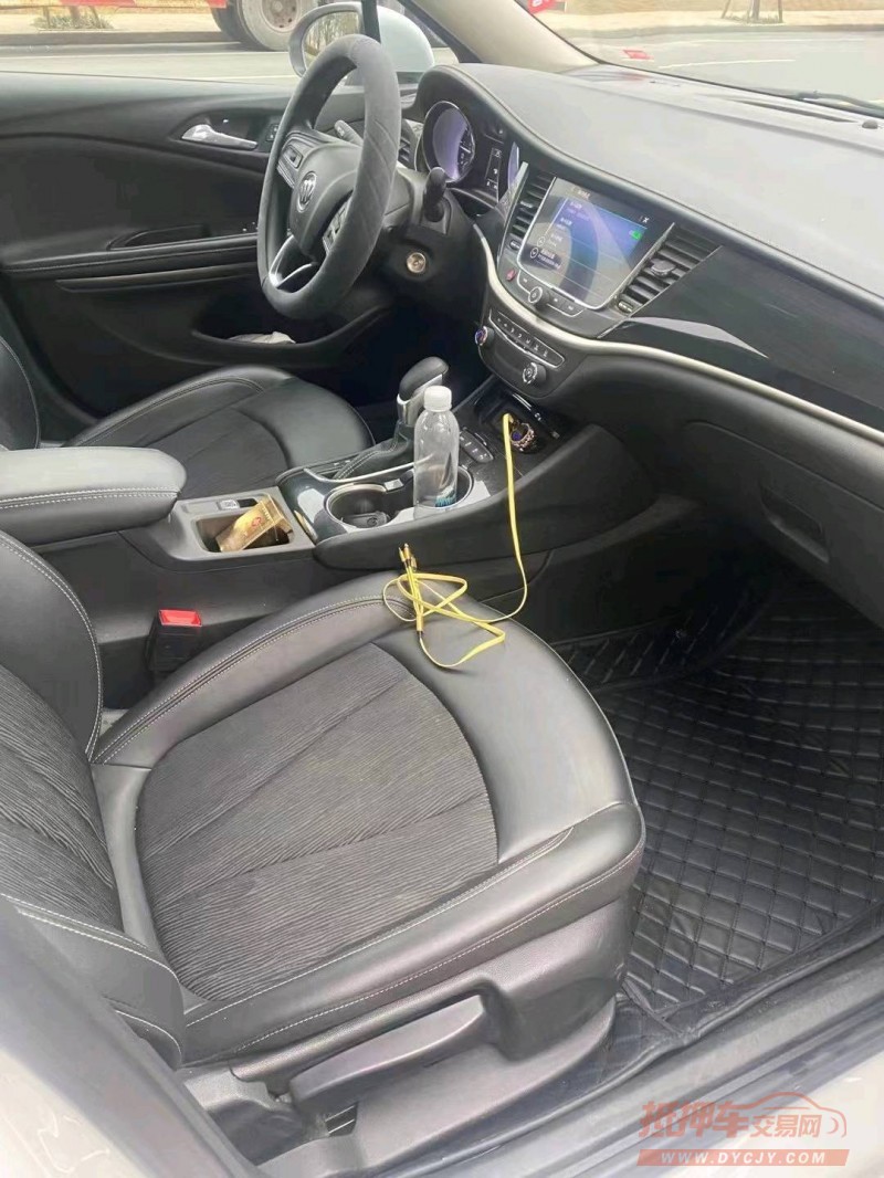 淮南22年别克威朗5