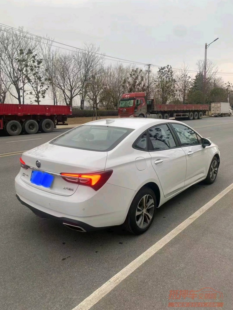 淮南22年别克威朗3