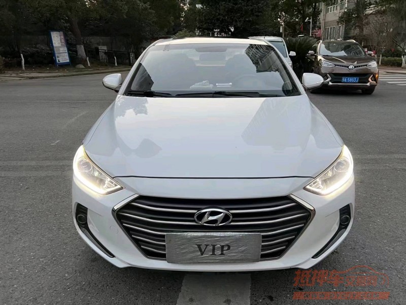 宜昌17年现代领动1