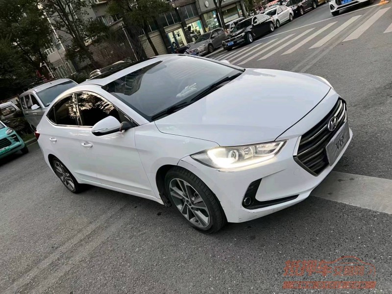 宜昌17年现代领动3