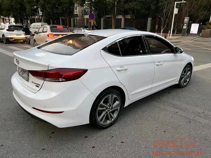 宜昌17年现代领动9