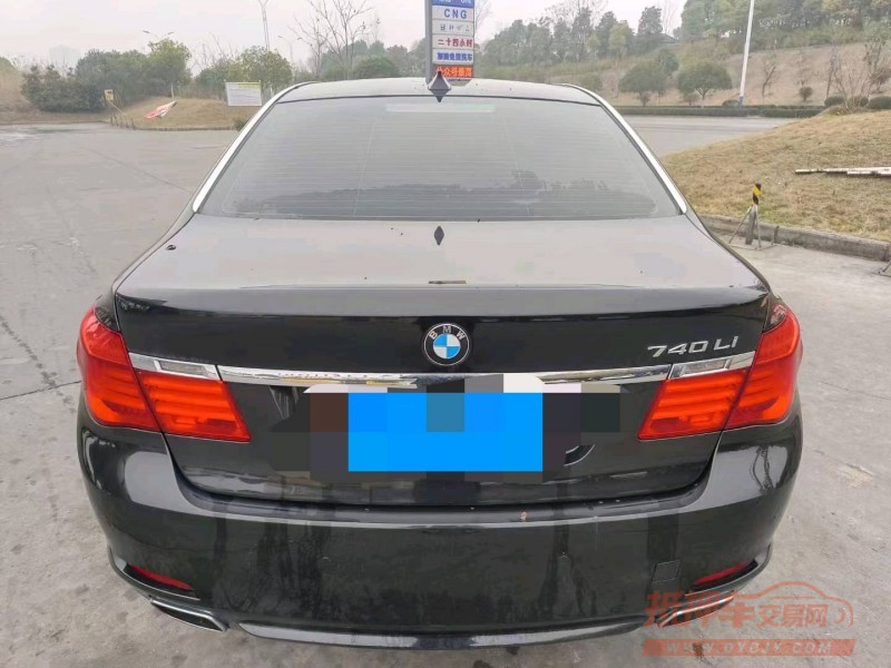 宜昌11年宝马7系8