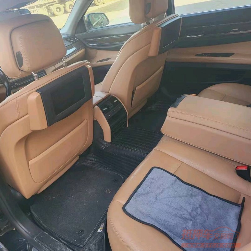 北京11年宝马7系4