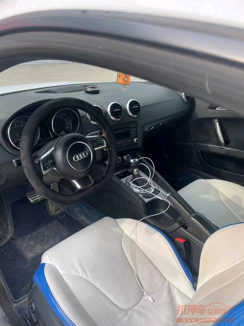 北京11年奥迪TT6