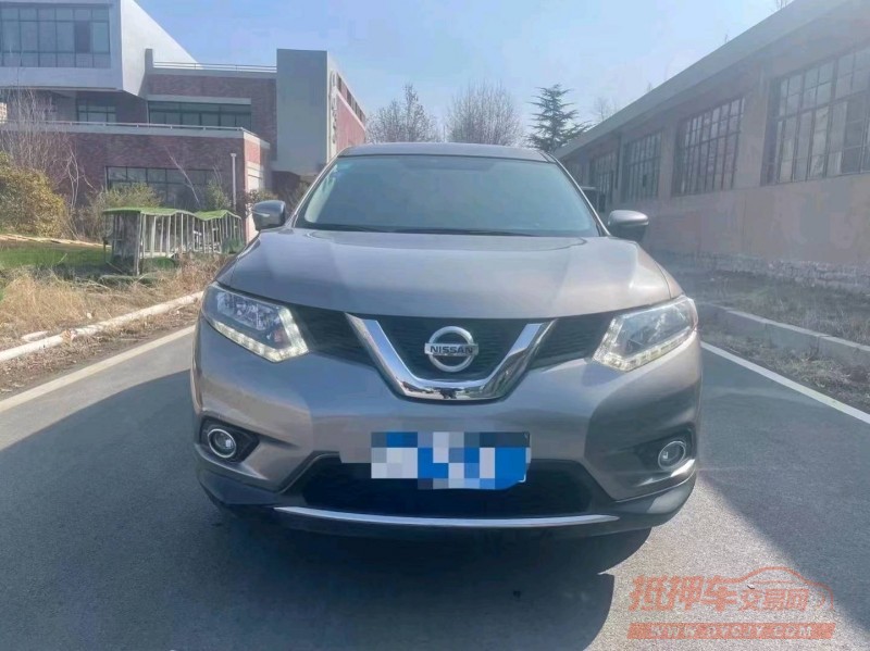 济南15年日产奇骏1