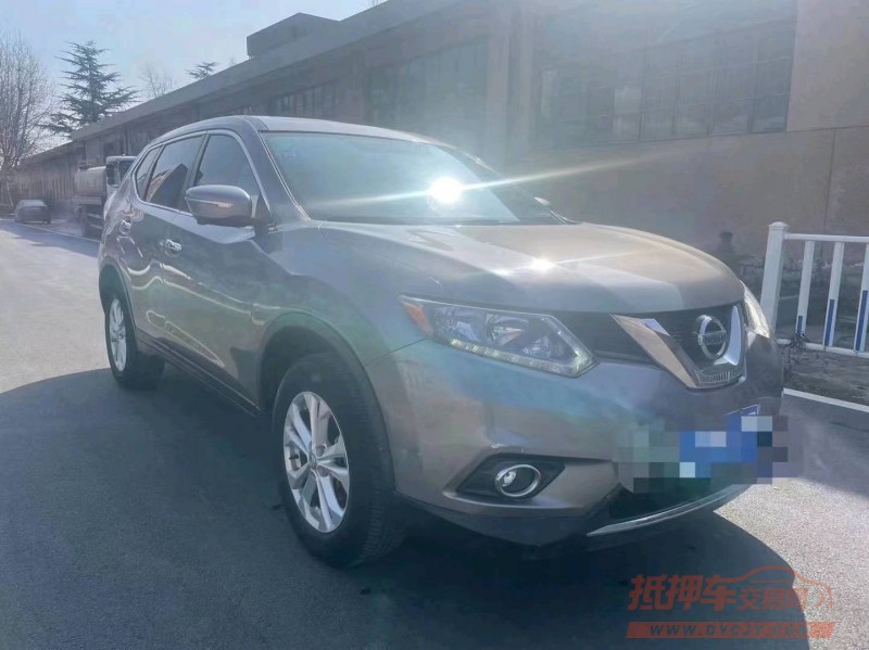 济南15年日产奇骏3