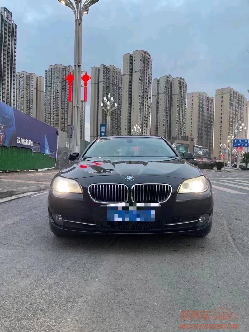 成都11年宝马5系1