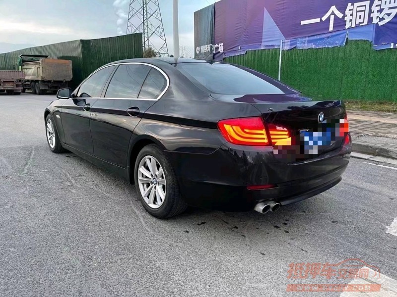 成都11年宝马5系4