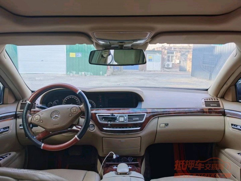 邢台12年奔驰S6