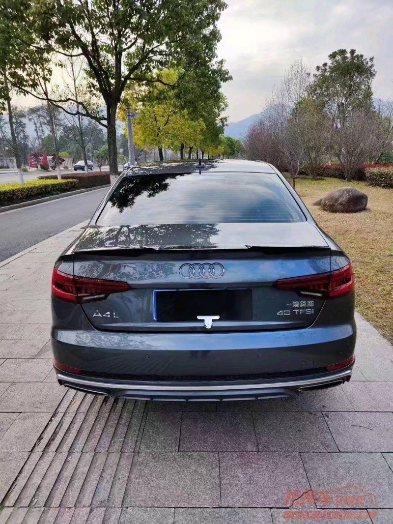 嘉兴19年奥迪A4L4