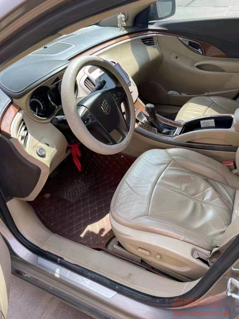 邯郸10年别克君越2