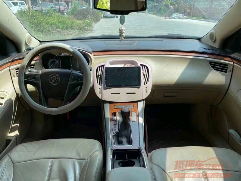 邯郸10年别克君越4