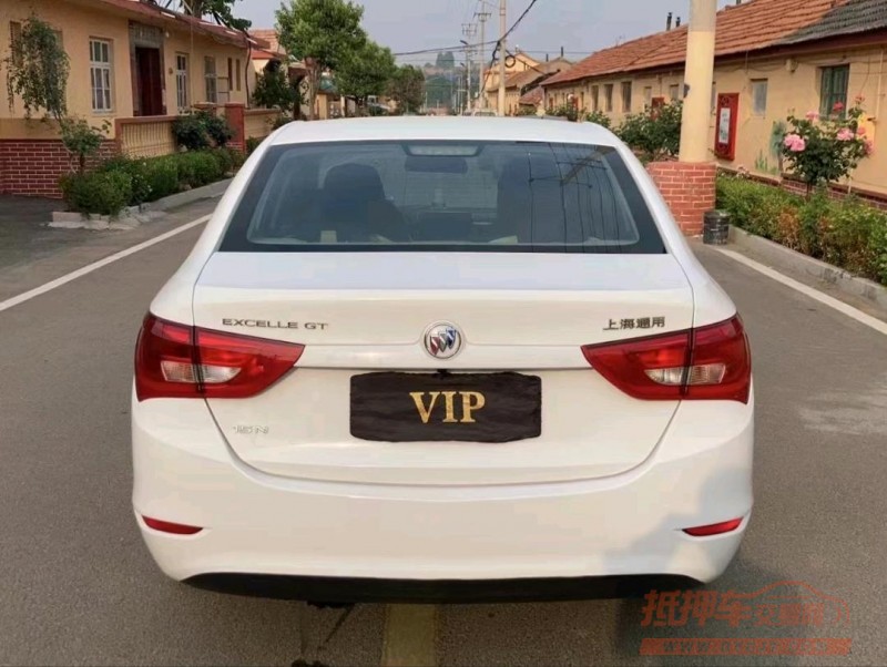 青岛16年别克英朗GT6