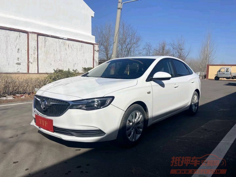 青岛18年别克英朗2