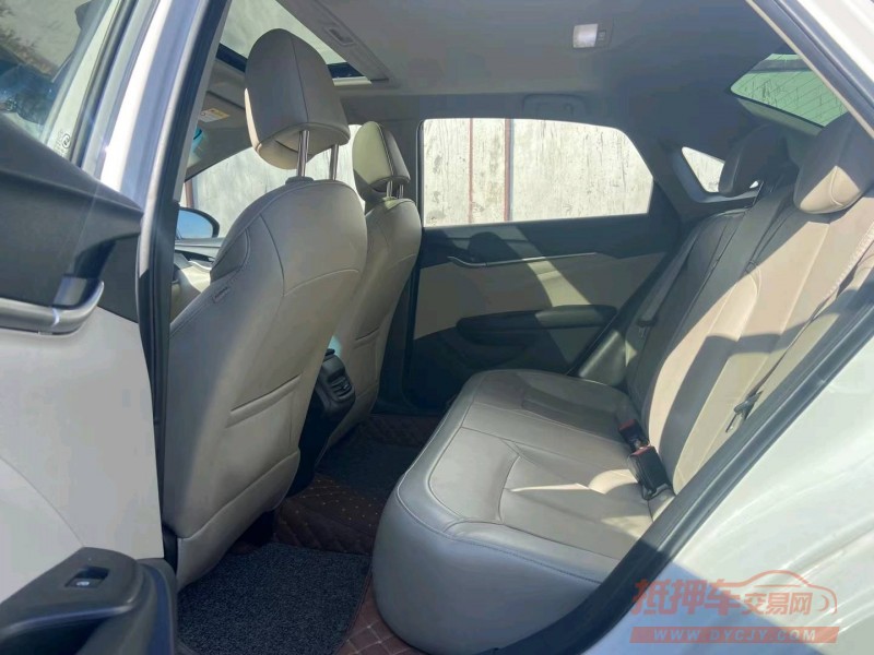 青岛18年别克英朗4