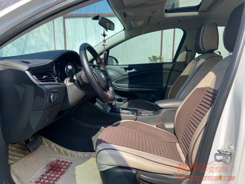 青岛20年别克威朗5