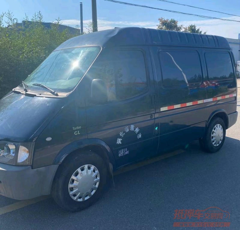 青岛16年福特全顺8