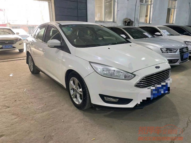 保定17年福特福克斯2