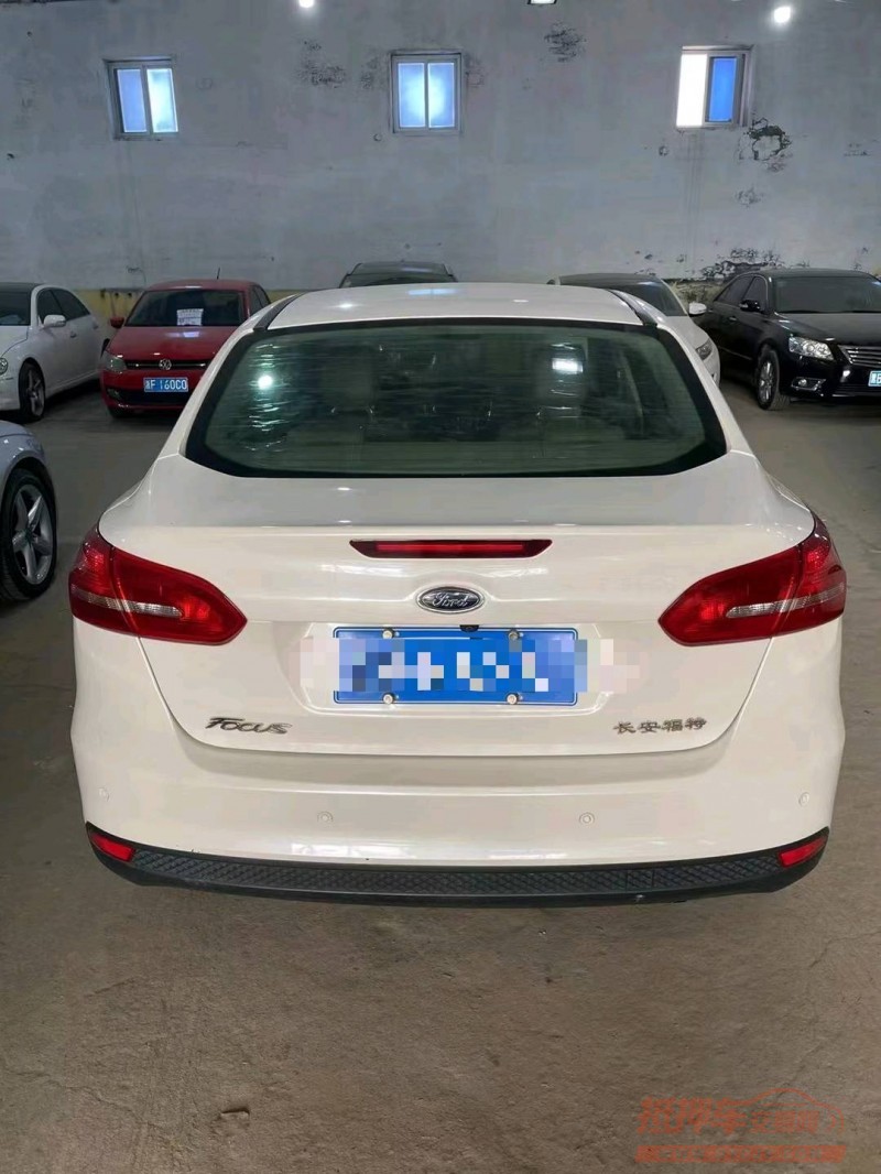 保定17年福特福克斯8