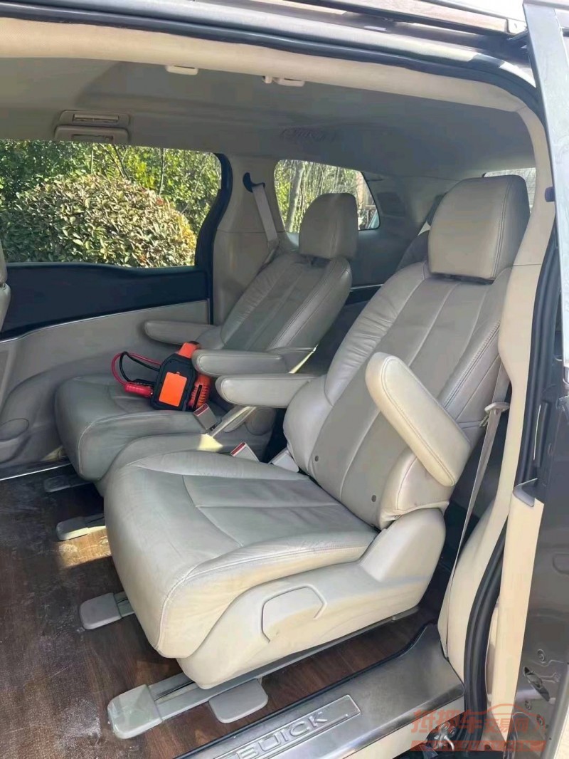 枣庄17年别克GL85