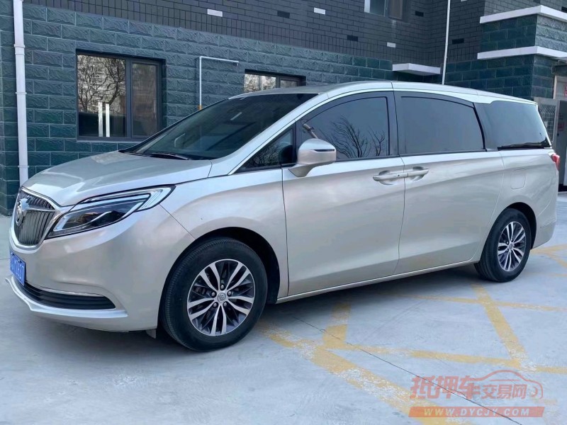 东营17年别克GL84