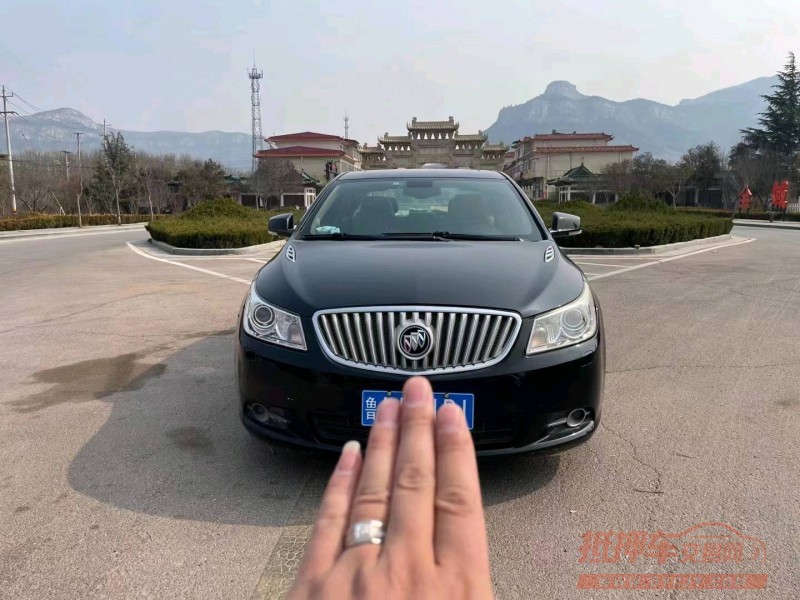 枣庄12年别克君越8